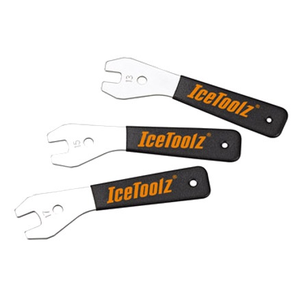 icetoolz_conussleutelset_13_15_17_mm_22_cm_zilver_zwart_211645.jpg